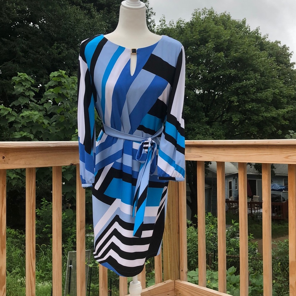 Tahari belted long sleeve dress - Picture 1 of 6